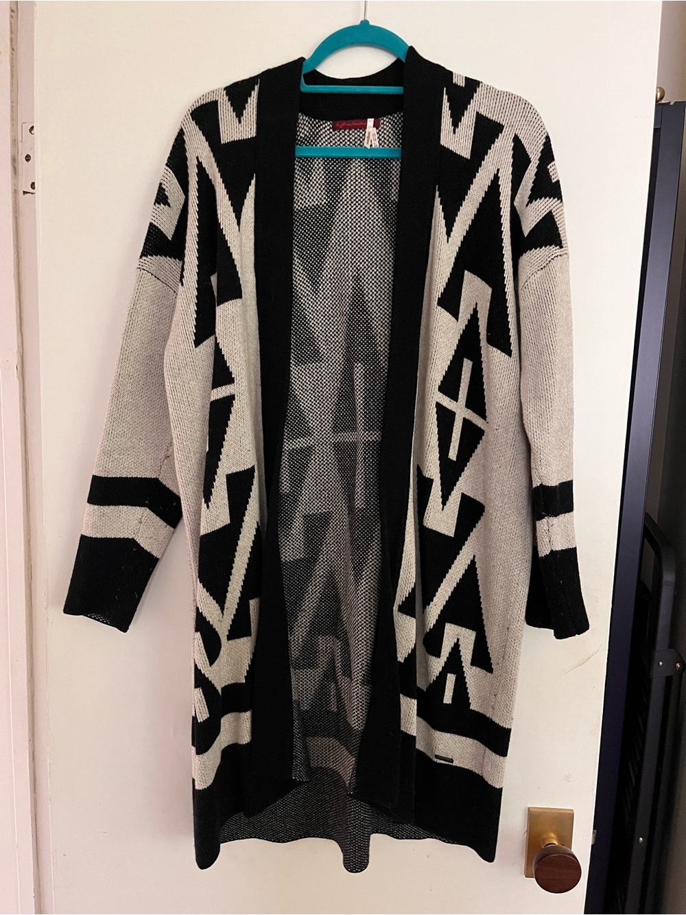 Lefton Black and Cream Geometric Open Front Cardigan